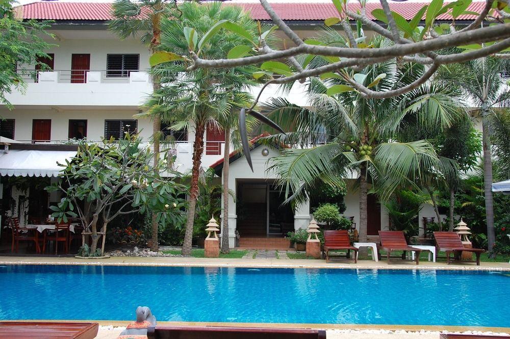 Sirikarn Residencia y Apartamentos de lujo Pattaya Exterior foto